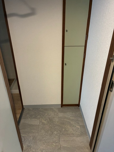 ローレルハイツ（業平） 玄関