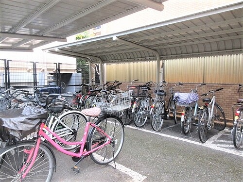 ライオンズマンション大泉学園第３5階 駐輪場　※前回募集時撮影2022年11月