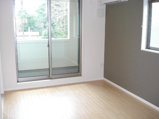 リバーサイド　グリーン リビング