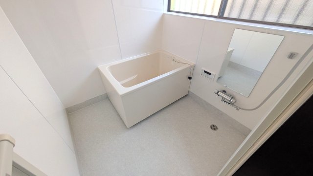 諏訪町３３１戸建 お風呂