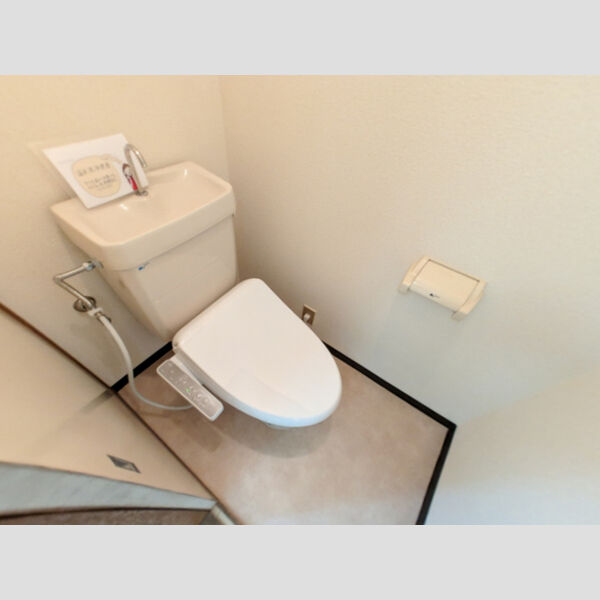 ガーデンテラス　K.N107号室 温水洗浄暖房便座