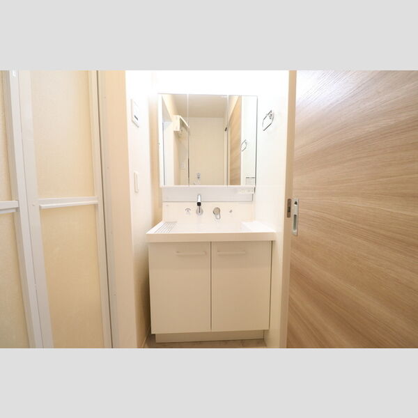 La Pomodoro　A106号室 洗髪洗面化粧台