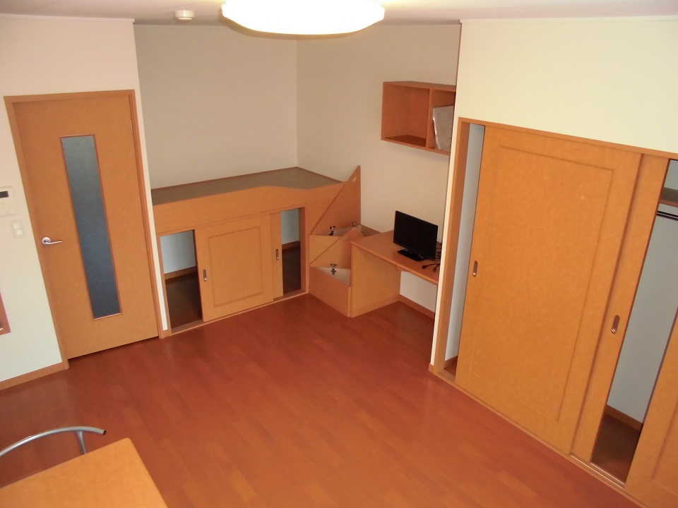 レオパレスヴィクトワール 寝室