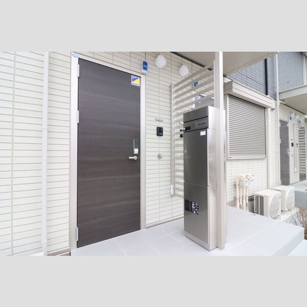 CLASSEUM桶川泉　Ⅳ202号室 玄関