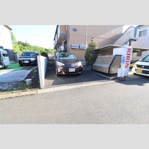 めぞん モナリエ 駐車場