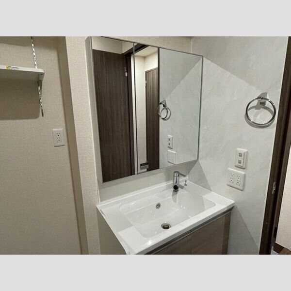 ハイクレスト105号室 洗面所　洗髪洗面化粧台