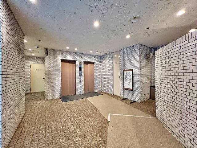 クレール白金台 エントランス