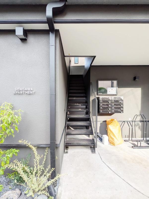 仙川アパートメント エントランス