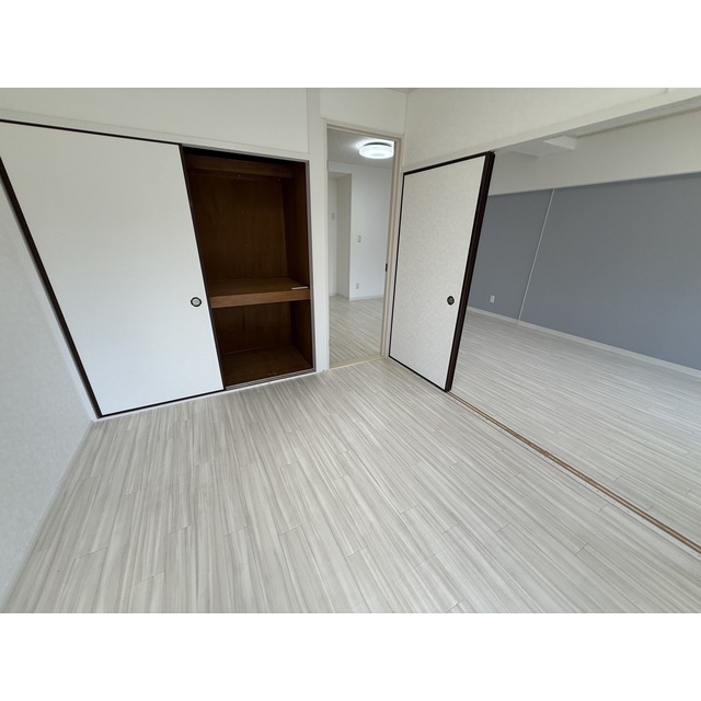 ヴィラ中川 内観