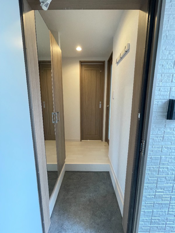 ルヴェ・デュ・ソレイユ1階 玄関