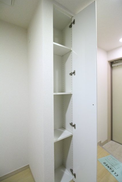 グランスイート月島リエール1階 収納