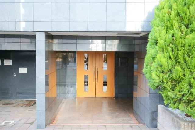 ＯＬＩＯ中野2階 エントランス