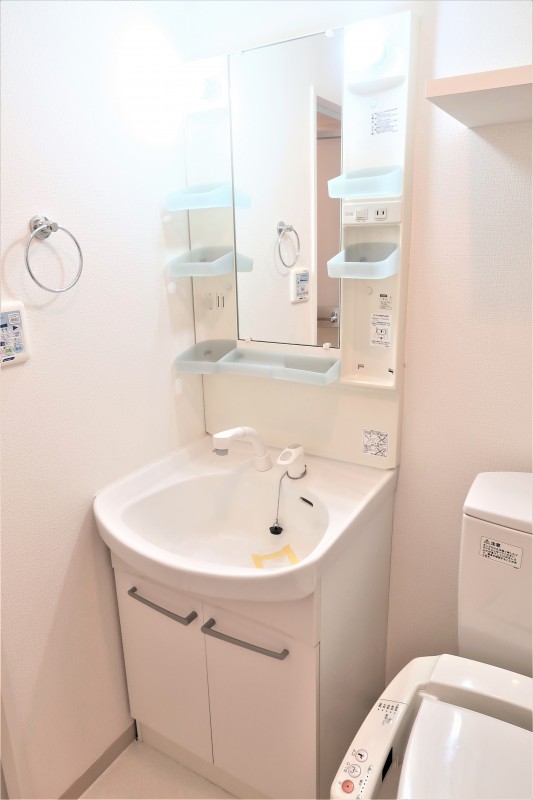 マーレ横浜白金7階 洗面