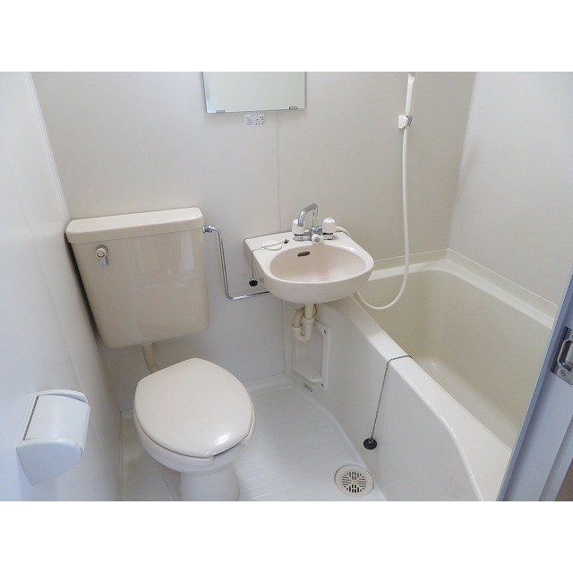 ＡＭＭＳ　ＯＫＡＭＵＲＡA201号室 お風呂