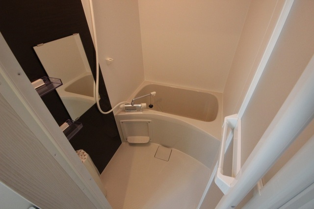 ＣＢ浦和美園エルジュ1階 お風呂