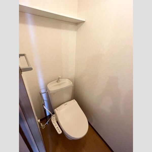 アメニティ203号室 温水洗浄暖房便座