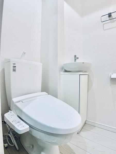 ソレイユ　アン1階 トイレ