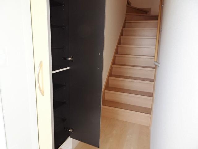 （仮称）小田原市中町アパート新築工事202号室 玄関（イメージ）