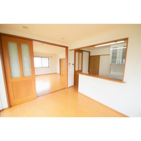 伊勢原市神戸貸家 リビング