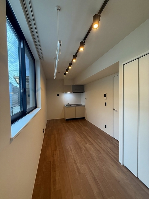 アトリオフラッツ三軒茶屋Ｎｏｒｔｈ202号室 洋室7.9帖　2025年10月撮影