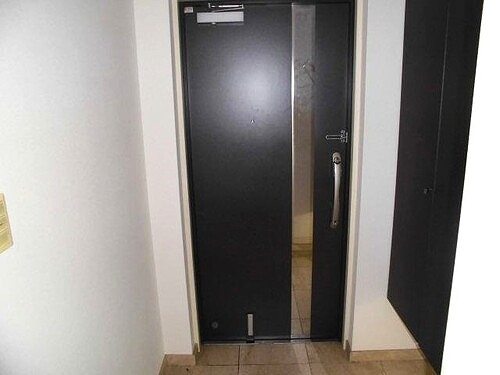 サーパス柏イーストテラス 玄関　※2025年12月撮影