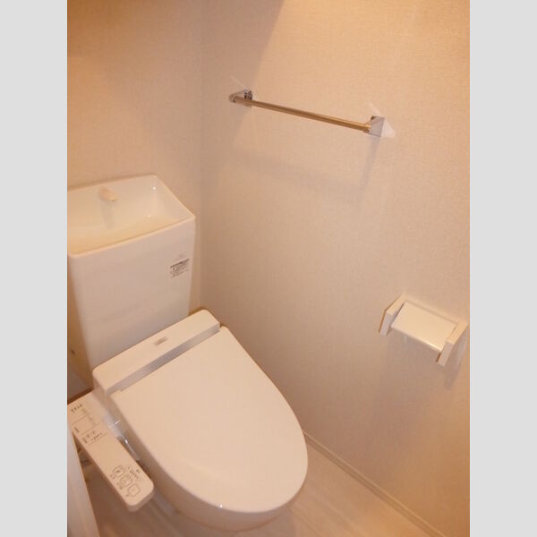 ラルゴ・エスポワール　Ⅱ303号室 温水洗浄暖房便座