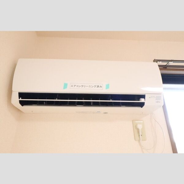 ハイカムールST・ユアサ エアコン