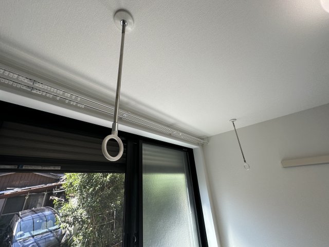 ベイハウス金沢文庫102号室 室内物干しで雨の日も干せます！浴室には浴室乾燥機も付いてます♪