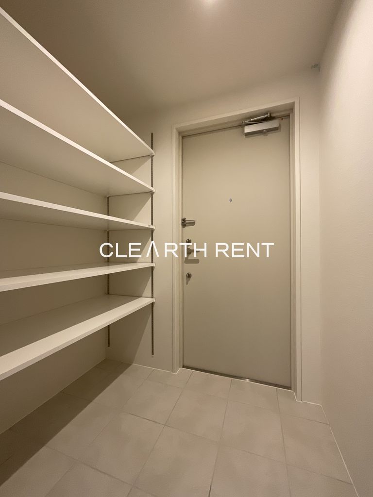 ＧＲＡＮ ＰＡＳＥＯ芝公園1階 ゆとりを持った玄関スペース/安心のダブルロック