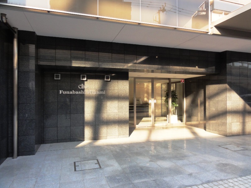 クリオ船橋南7階 エントランス