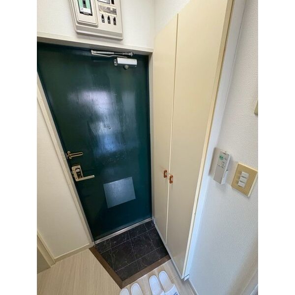 北小金第15レジデンス202号室 玄関