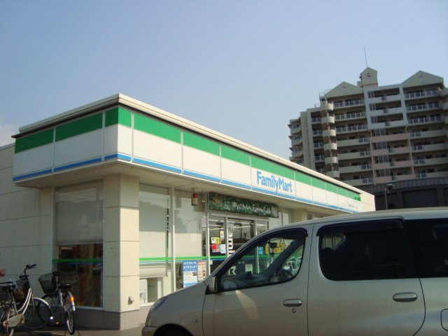 パークサイトⅡ ファミリーマート千葉おゆみ野中央一丁目店まで718ｍ