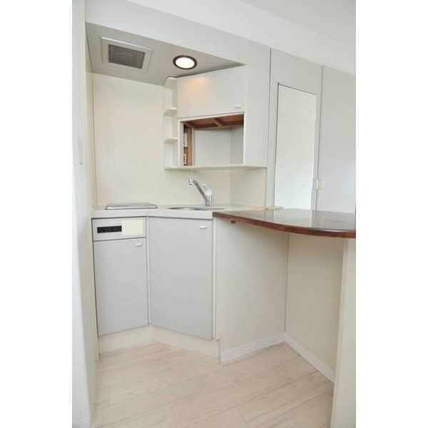 ラ・パルフェ・ド・プリモ0402号室 キッチン