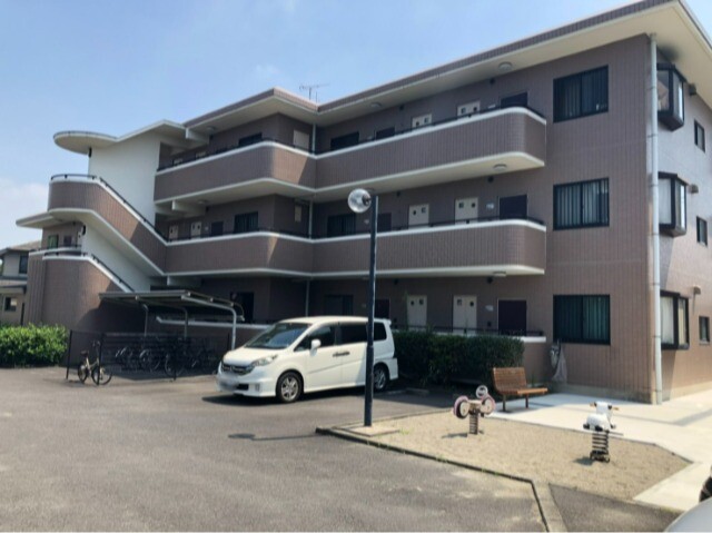 ヒルズ大倉山 外観