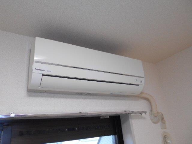 ローズガーデンＡ３２番館(A-032)2階 エアコン