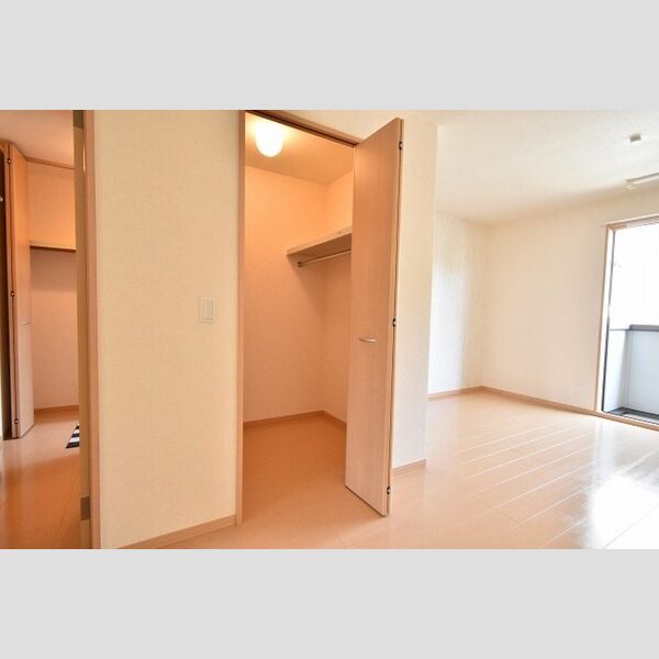 フォンティーヌ　　S103号室 ウォークインクローゼット