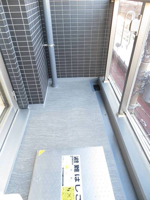 ガーラ・リバースクエア横濱南 バルコニー