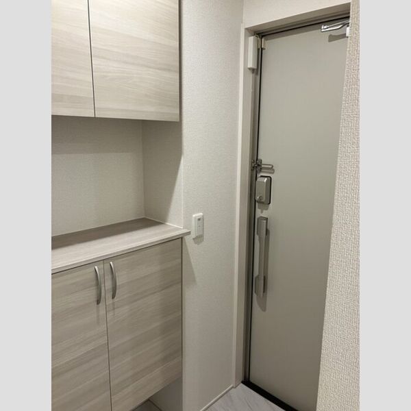 グリシーナ鵠沼石上 玄関