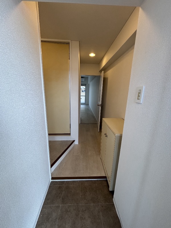 グランシャルム葛西(F-066)9階 玄関