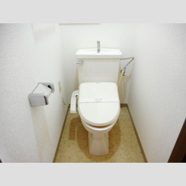 ファミール行徳207号室 温水洗浄暖房便座