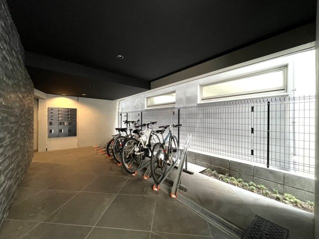 Ｌｉｖｅ　Ｆｌａｔ蔵前5階 エントランス