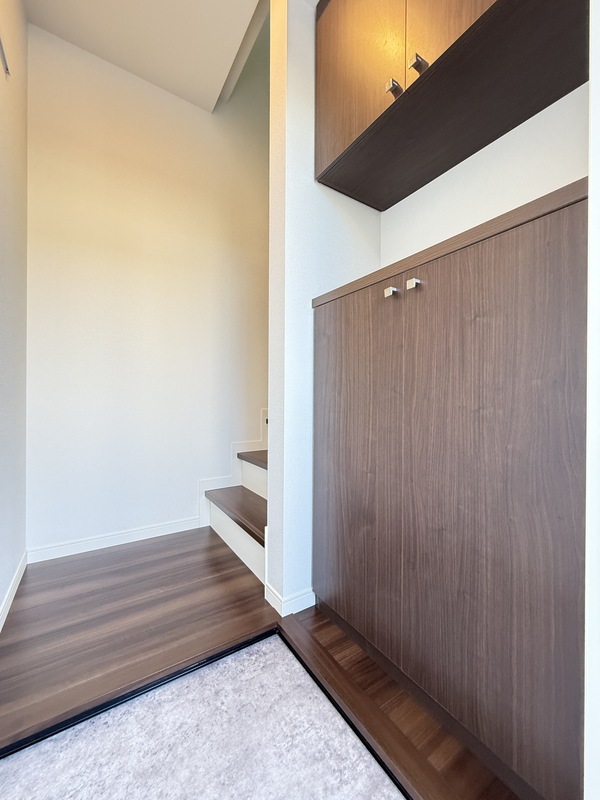 ソル・アスール2階 玄関