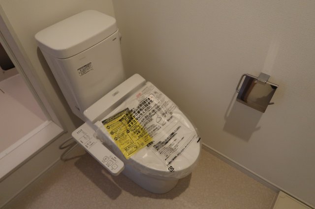 ベイルーム上町屋ＡＢ棟A202号室 トイレ