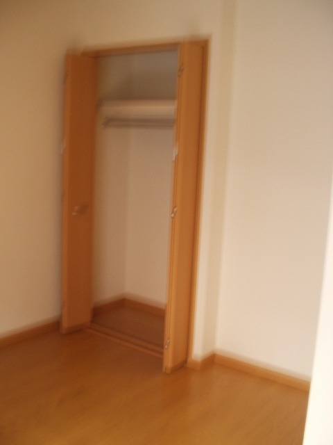 サンガーデン宮本町 収納