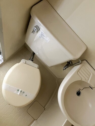 メゾーネ山下町 トイレ