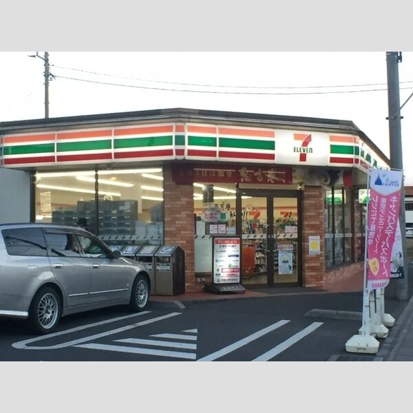 中根ヒルズ コンビニエンスストア