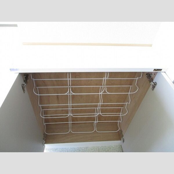 コーポフロンティアⅠC号室 シューズBOX