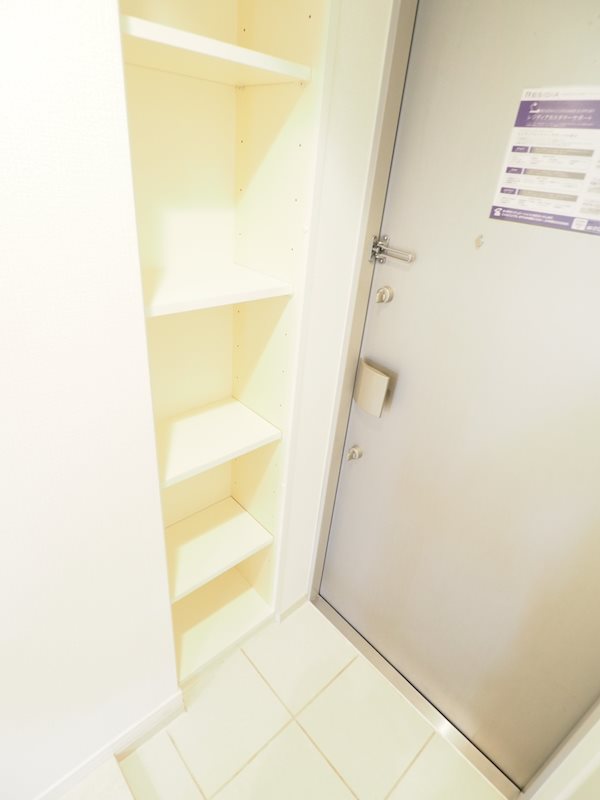 レジディア文京本駒込2階 収納