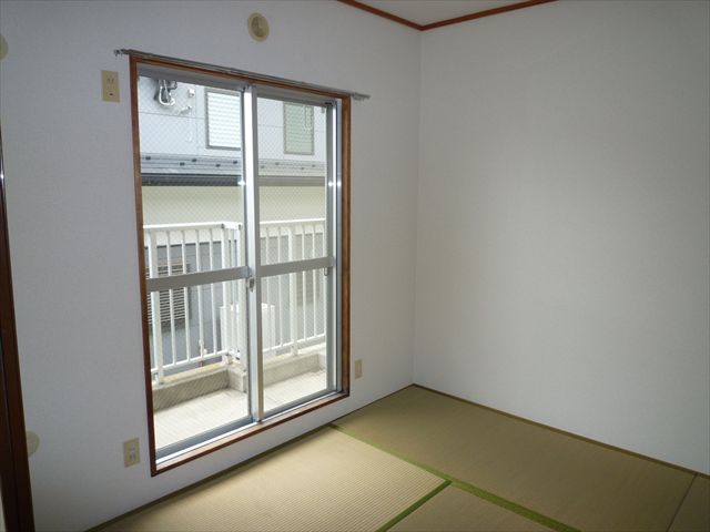 クローバーハイツ0206号室 居室2