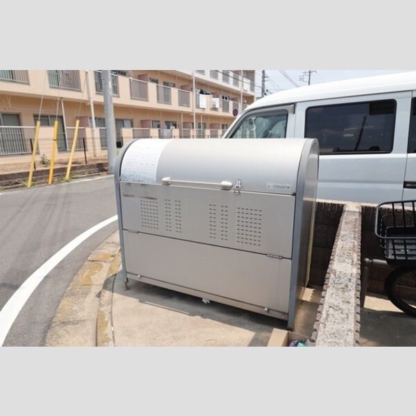 S・V・P・ナイン ゴミ置き場